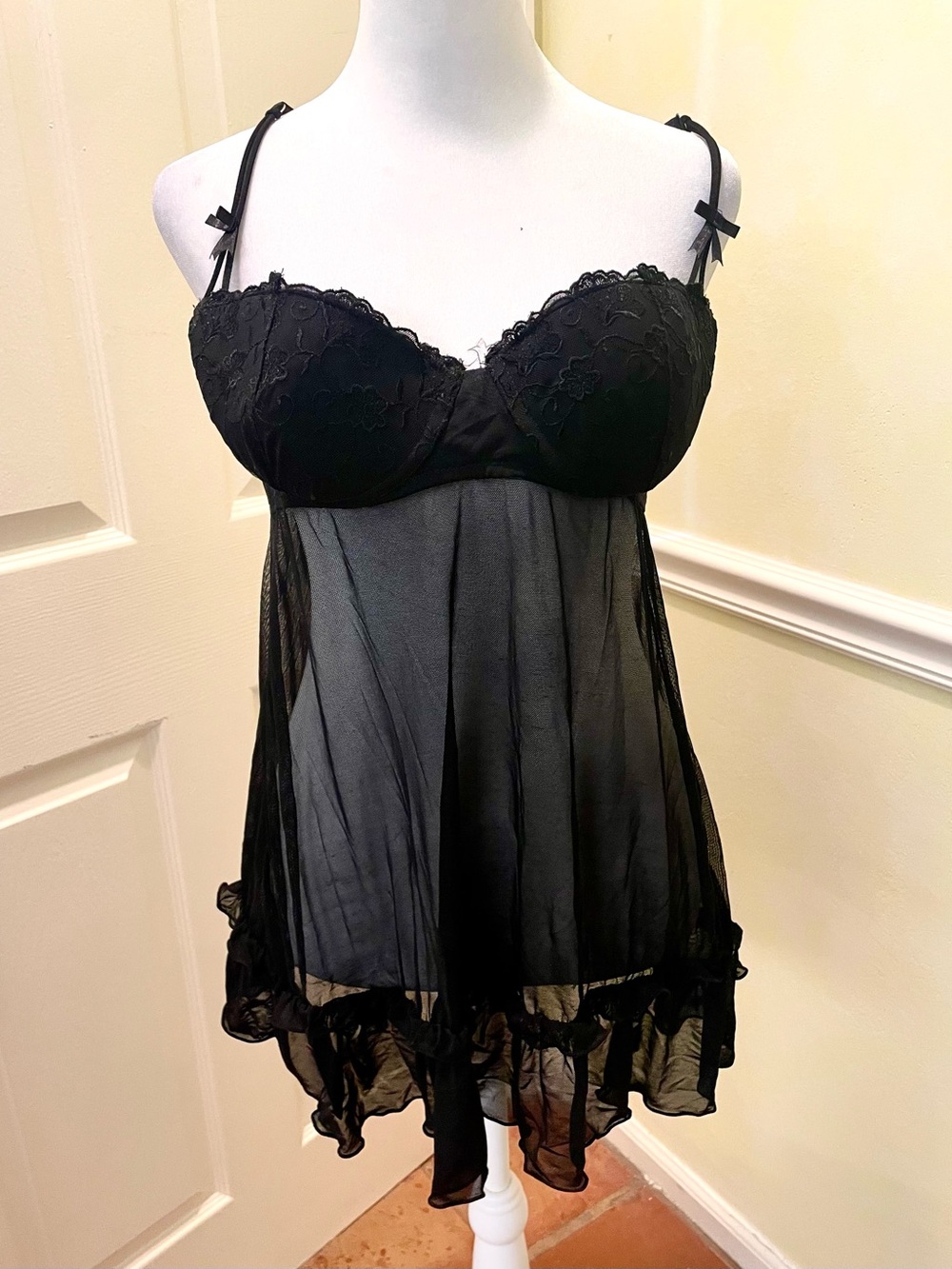 Sheer Lace Babydoll Nightdress - Black